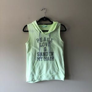 Maurices neon sleeveless graphic print top